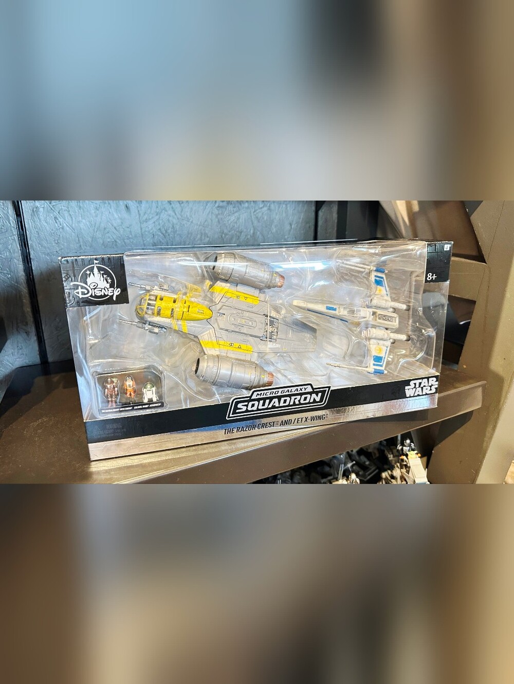 Disney Parks Razor Crest and ET X-Wing Playset FREE SHIPPING